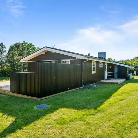 Hébergement de vacances In With 4 Bedrooms And Wifi