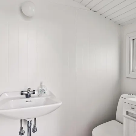 In With 4 Bedrooms And Wifi * Knebel